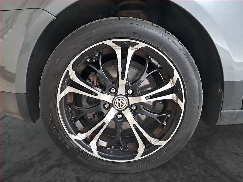Volkswagen Touran (2006) 1.9 TDI, Eko.zaplacen - fotka 15 z 15