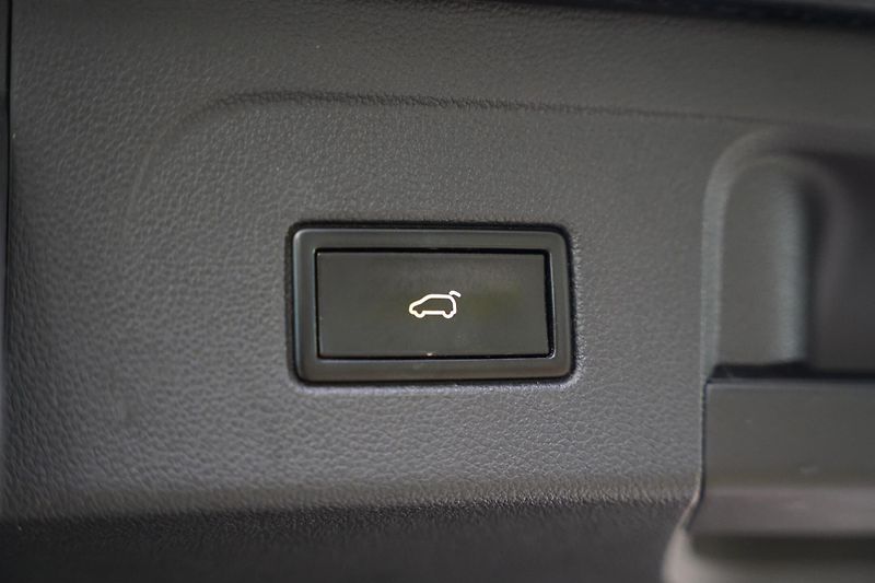 Volkswagen Touran - fotka 25 z 25