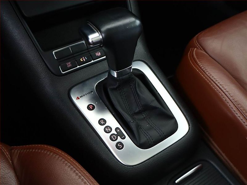 Volkswagen Tiguan (2009) 2.0 TDI, 4X4, Automat - fotka 11 z 18