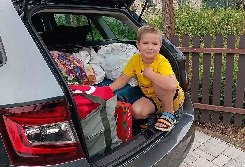 Cestou do Francie jsme se zastavili v hlavním městě Lichtenštejnska - Vaduz. Zde jsme pořídili snímek u místní vinice.