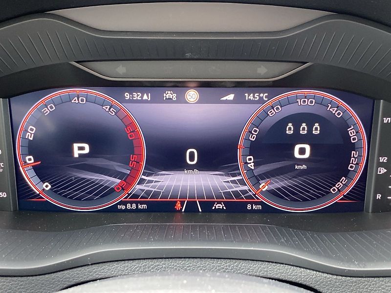 Škoda Karoq (2026) 2.0 TDI 4x4 DSG SportLine - fotka 7 z 38