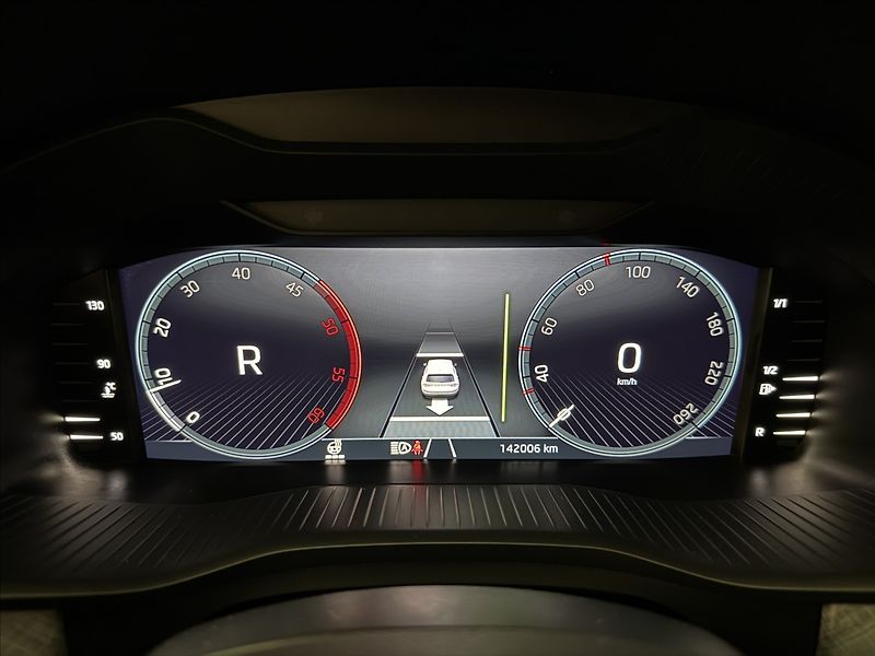 Škoda Kodiaq 2,0 TDi  DSG 4x4 Tour Virtual - fotka 28 z 46