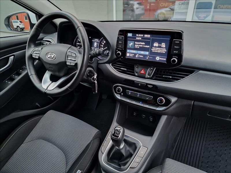 Hyundai i30 1.0 T-Gdi Comfort,ČR,1.Maj - fotka 33 z 47