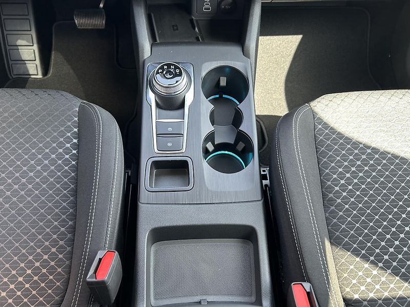 Ford Kuga Top Edition 2.5 HEV 132 kW - fotka 37 z 37