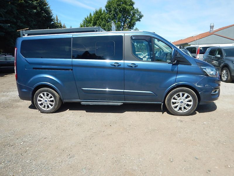 Ford Tourneo Custom 2.0 TDCI, 125 kW, MINIBUS - fotka 5 z 27