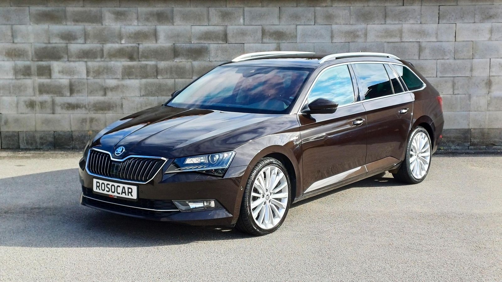 Škoda Superb 140kW 4x4 L&K-ČR-WEBASTO-DPH