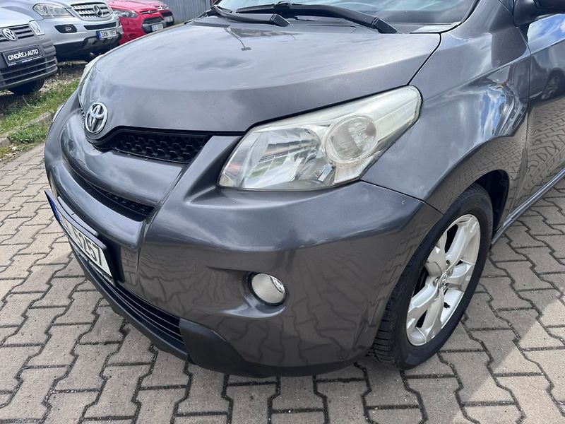Toyota Urban Cruiser (2010) 1,3i 74 KW SPOJKA STK - fotka 10 z 45