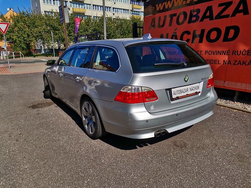 BMW Řada 5 (2005) 3.0d 160kw M57 Automat - fotka 3 z 27