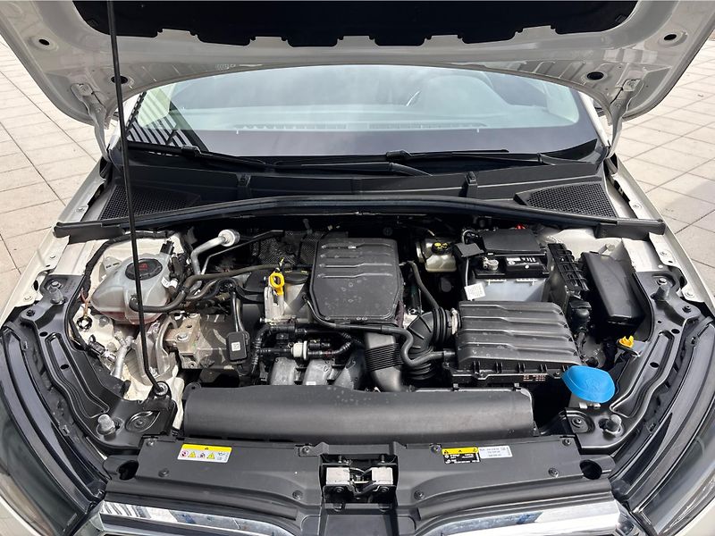Škoda Fabia 1,0 MPI 48 kW ACTIVE - fotka 26 z 26