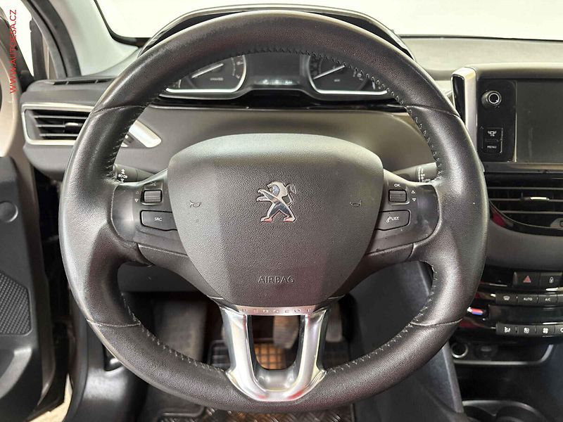 Peugeot 208 (2012) 1.4i, ČR, servis.kniha - fotka 14 z 14