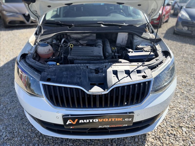 Škoda Fabia 1,2 TSI STYLE +SADA KOL - fotka 23 z 23