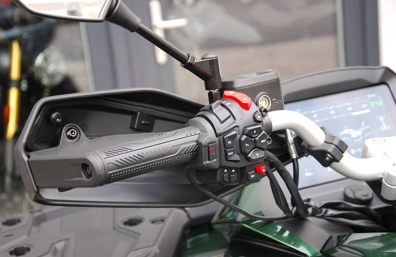 CFMOTO Gladiator X1000 (2026) G3 Premium GREEN - fotka 18 z 25