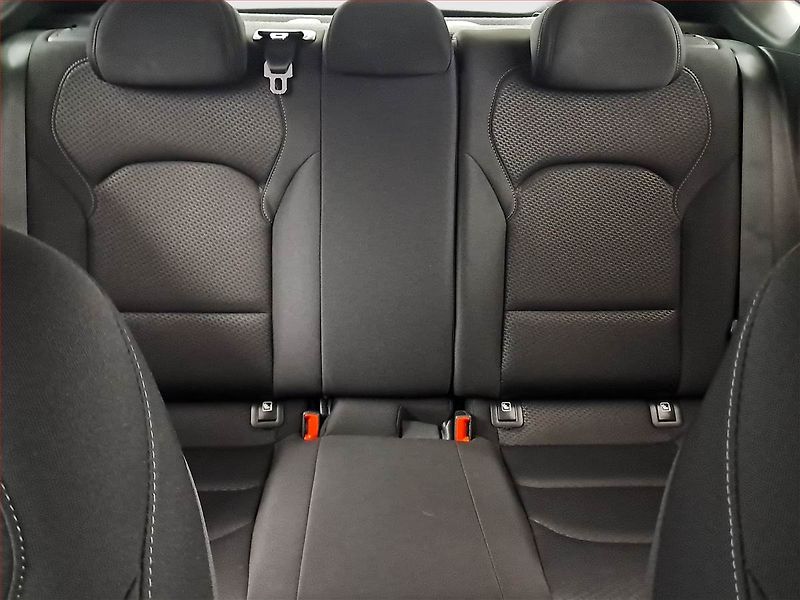 Hyundai i30 (2018) 1.4 T-GDI, Serv.kniha - fotka 10 z 18