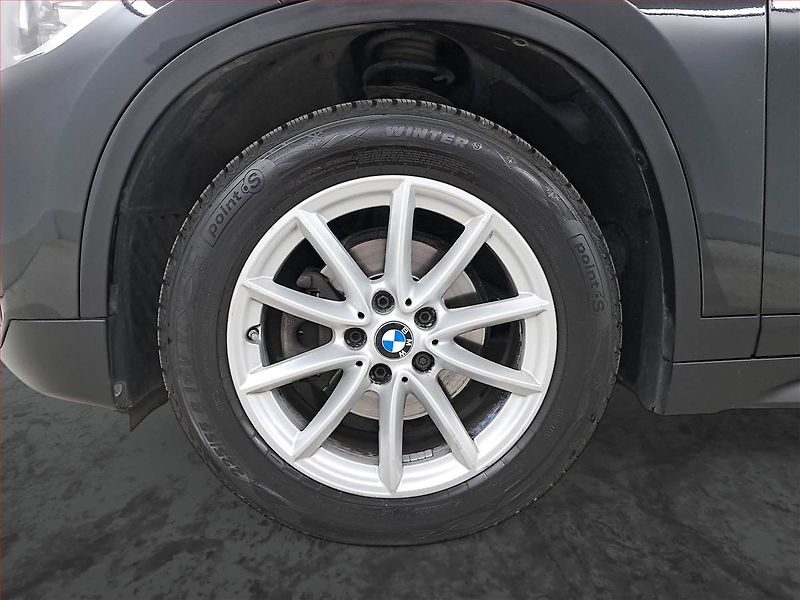 BMW X1 (2017) sDrive16d, Serv.kniha, Navi - fotka 15 z 21