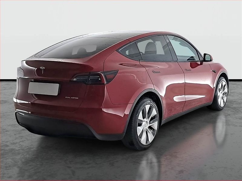 Tesla Model Y (2022) Long Range AWD 79kWh, SoH 91% - fotka 5 z 28