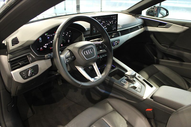 Audi A5 Coupé 40 TDi quattro S Line AC - fotka 13 z 35