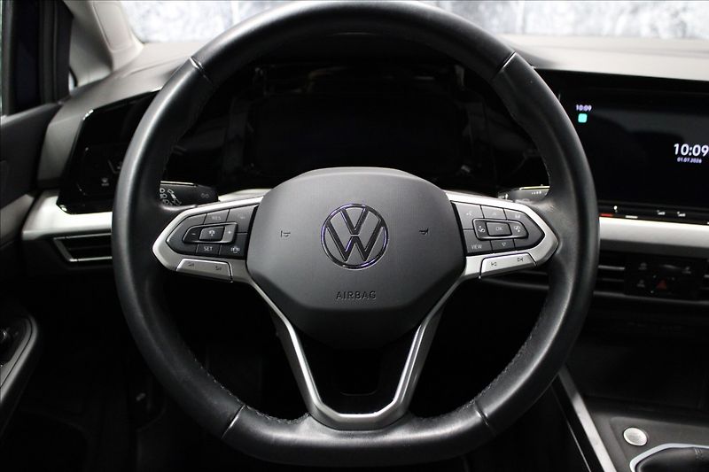 Volkswagen Golf 1,5 TSI EVO 96KW M6 1.MAJ. CZ - fotka 20 z 34