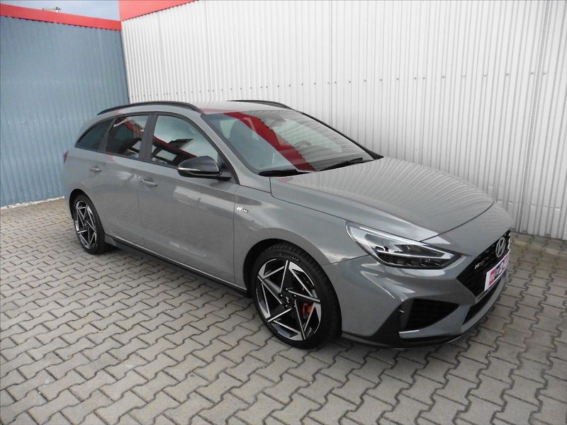 Hyundai i30 1,5 N-Line 103kW T-GDI - fotka 2 z 15