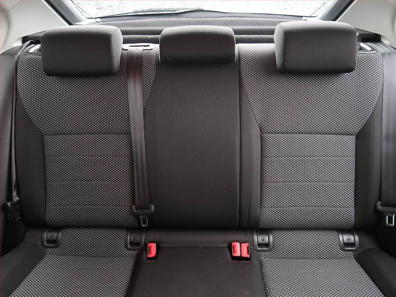 Škoda Octavia (2016) Ambition 1.6 TDI, Tempomat - fotka 10 z 15