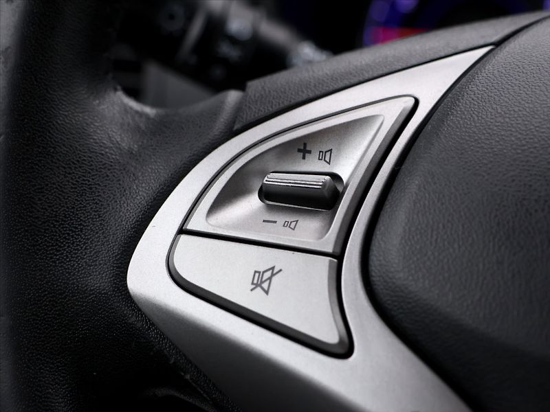 Hyundai ix20 1,4 CVVTi 66kW Klimatizace CZ - fotka 15 z 29