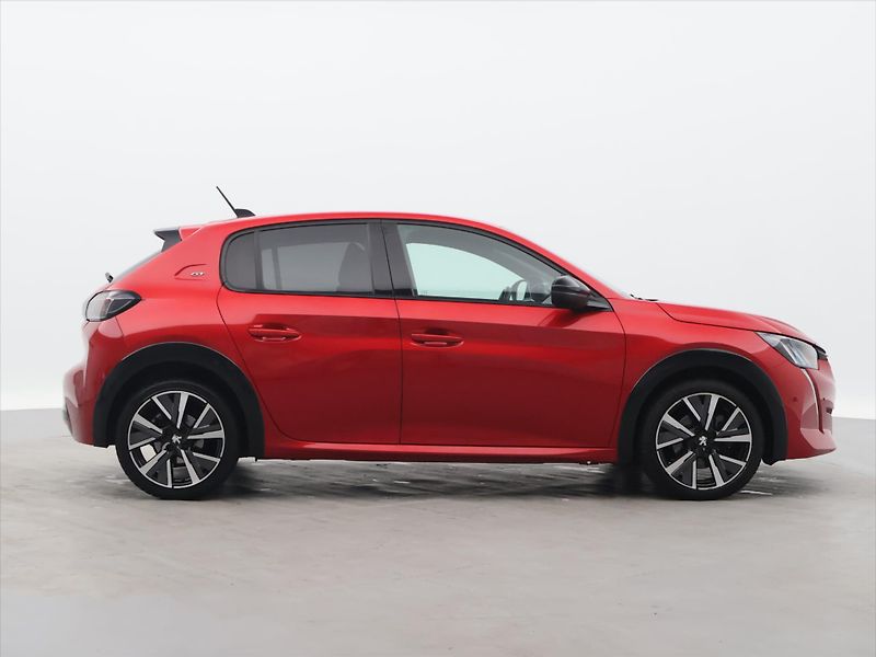 Peugeot 208 1,2 PureTech 74kW GT DPH - fotka 8 z 27