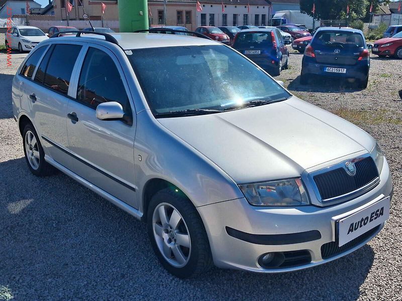 Škoda Fabia (2004) 1.4TDi, AC, tažné - fotografie inzerátu