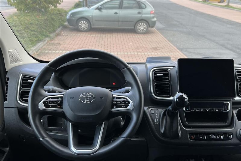 Toyota Proace Max 2,2 AT COMFORT EXE. L3H2  MAX - fotka 5 z 15