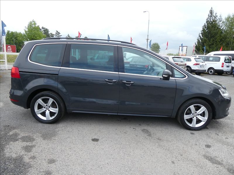 Volkswagen Sharan 1,4 TSi 110kW Comfort,po servi - fotka 2 z 44