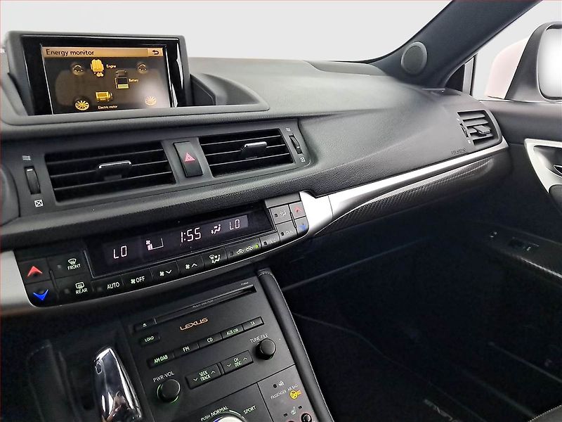 Lexus CT 200h (2012) 200h, Automat, Kůže, Navi - fotka 12 z 22
