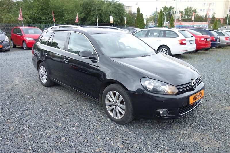 Volkswagen Golf 1,6 TDi 77KW, TRENDLINE. - fotka 1 z 4