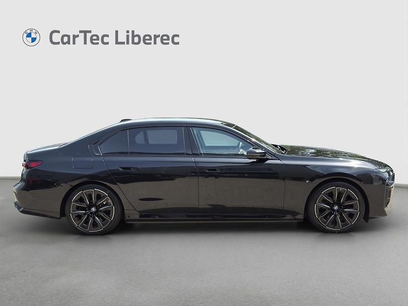 BMW Řada 7 M760e xDrive Sedan - fotka 5 z 27