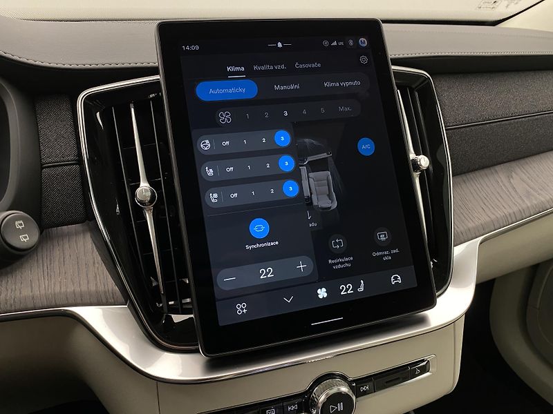 Volvo XC90 (2026) T8 AWD Plug-in BRIGHT PLUS 7m - fotka 43 z 68