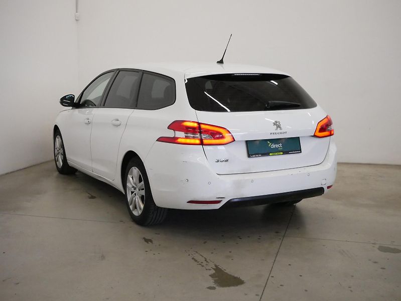 Peugeot 308 - fotka 4 z 6