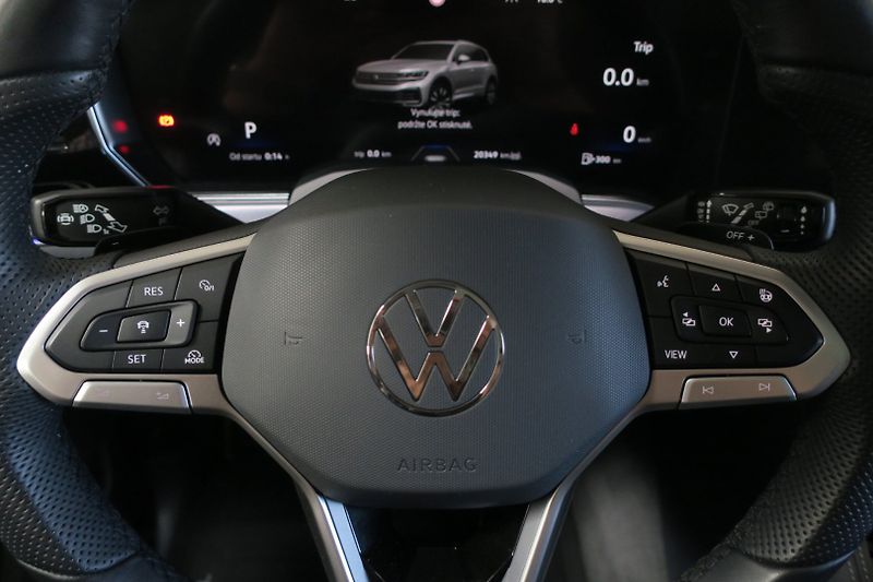 Volkswagen Touareg (2024) R-LINE 3,0TDI 210kW TOP VÝBAVA - fotka 16 z 50