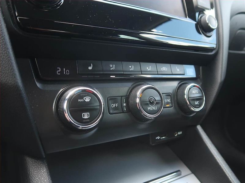Škoda Octavia (2016) 2.0 TDI 4x4, 4X4, Serv.kniha - fotka 14 z 16
