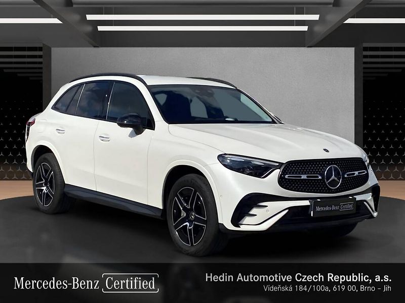 Mercedes-Benz GLC (2023) 400 e 4MATIC - fotka 7 z 29