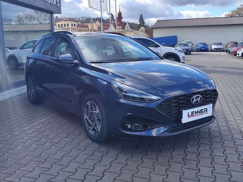 Hyundai i30 1.5 T-GDI/103kW Style DCT - fotka 3 z 31