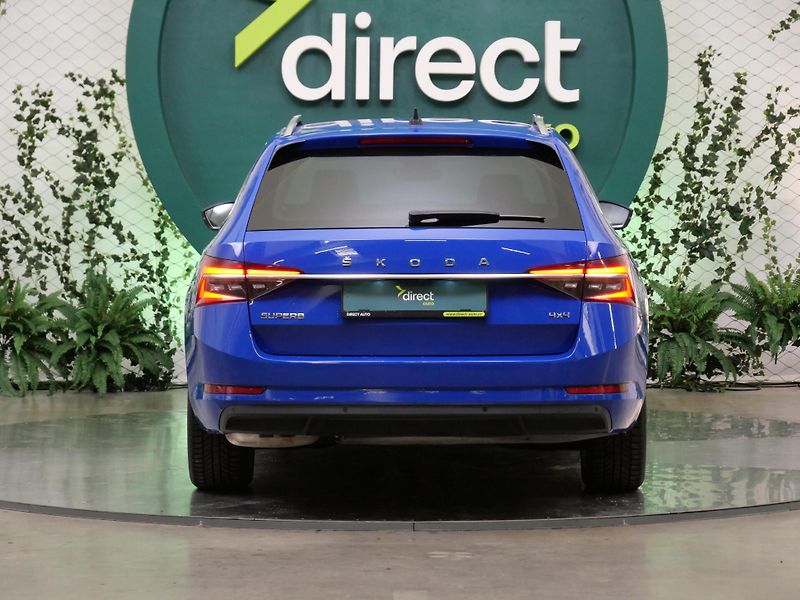 Škoda Superb - fotka 6 z 26