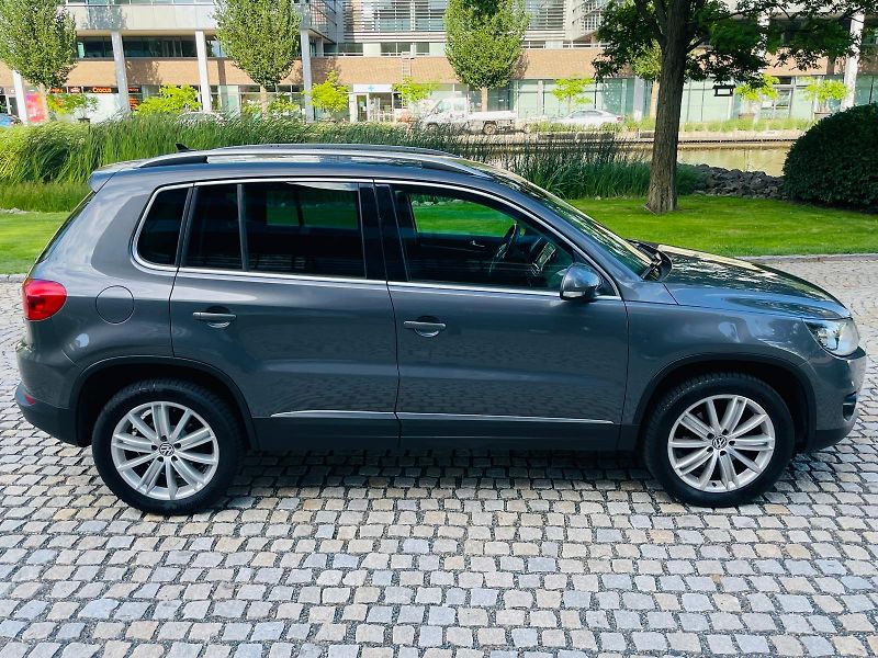 Volkswagen Tiguan 2.0TSI 4x4 AUTOMA KAMERA TAŽNÉ - fotka 9 z 44