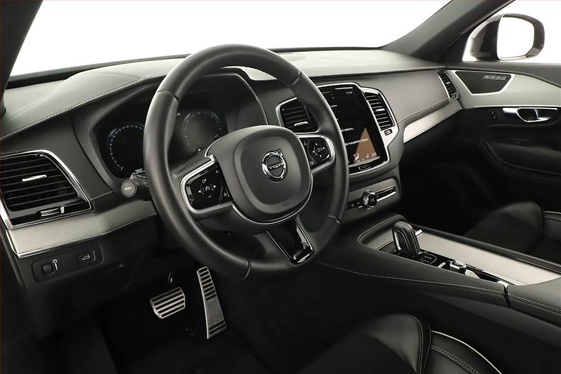 Volvo XC90 (2021) B5 AWD - fotka 15 z 20