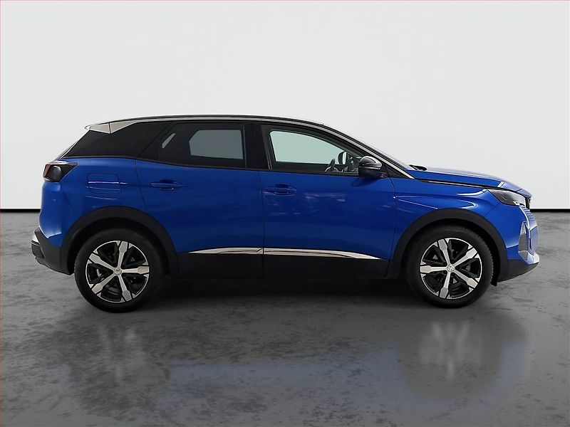 Peugeot 3008 (2023) 1.2 PureTech - fotka 6 z 18