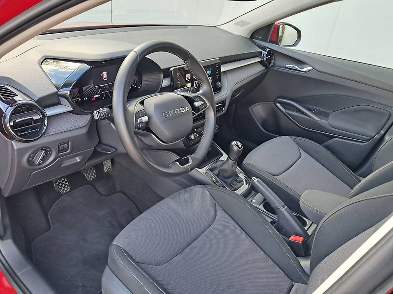 Škoda Fabia (2025) IV 130 let SELECTION 1.0 TSI / - fotka 17 z 25