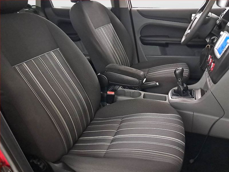 Ford Focus (2008) 1.6 TDCi, po STK - fotka 9 z 18