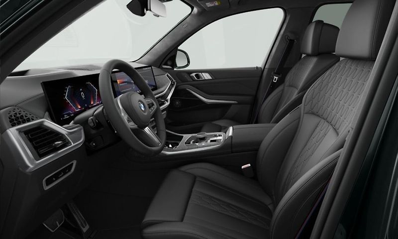 BMW X7 xDrive 40d - fotka 6 z 7