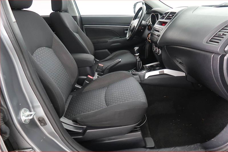 Mitsubishi ASX (2010) 1.8 DI-D MIVEC, Xenony - fotka 9 z 18