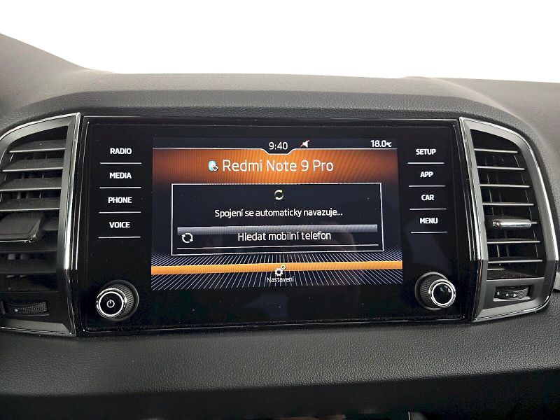 Škoda Karoq (2020) 1.5TSi 110kW Ambition Tažné - fotka 19 z 31