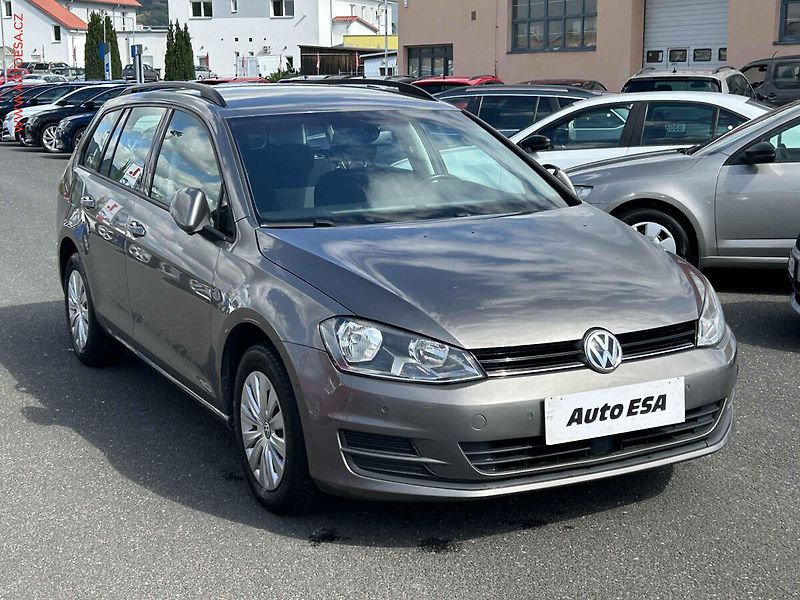 Volkswagen Golf (2015) 1.6TDi, 1.maj, DSG, STK7/28 - fotografie inzerátu