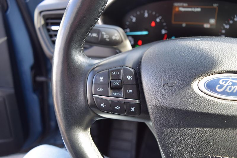 Ford Focus (2019) 2.0TDCI 110kw EcoBlue TAŽN LED - fotka 31 z 49