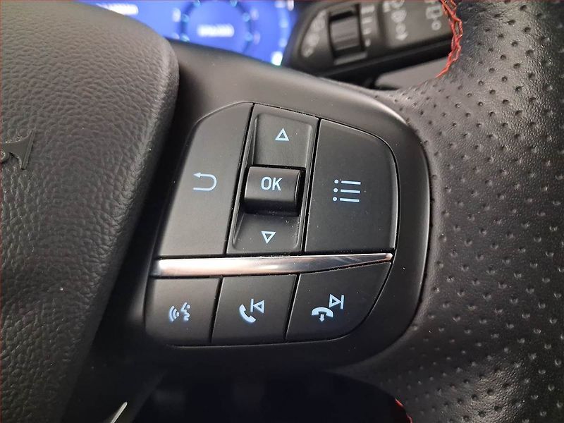 Ford Kuga (2021) ST-Line X 1.5 EcoBoost - fotka 17 z 22