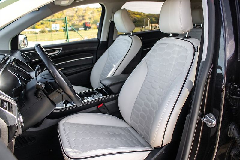 Ford Edge - fotka 13 z 26